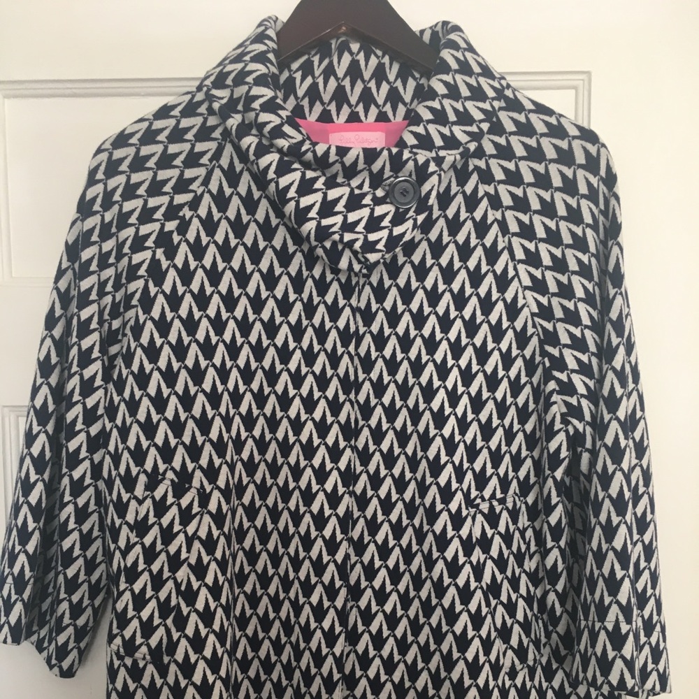 Lilly Pulitzer Sabeline crane coat. Size Large.